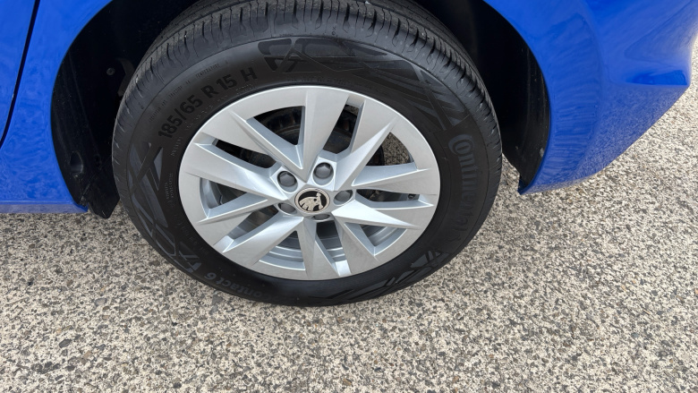 Skoda Fabia 1.0 MPI 80 SE Comfort 5dr Petrol Hatchback